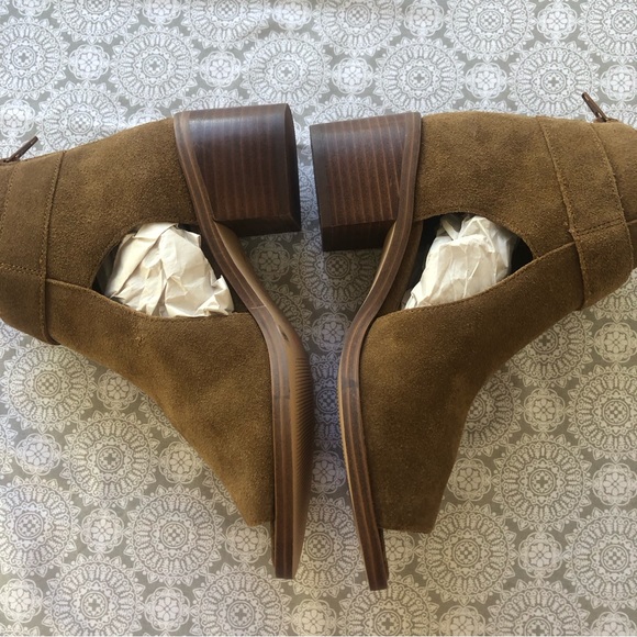 Sole Society Tracy Tan Suede Ankle Bootie - Picture 10 of 14